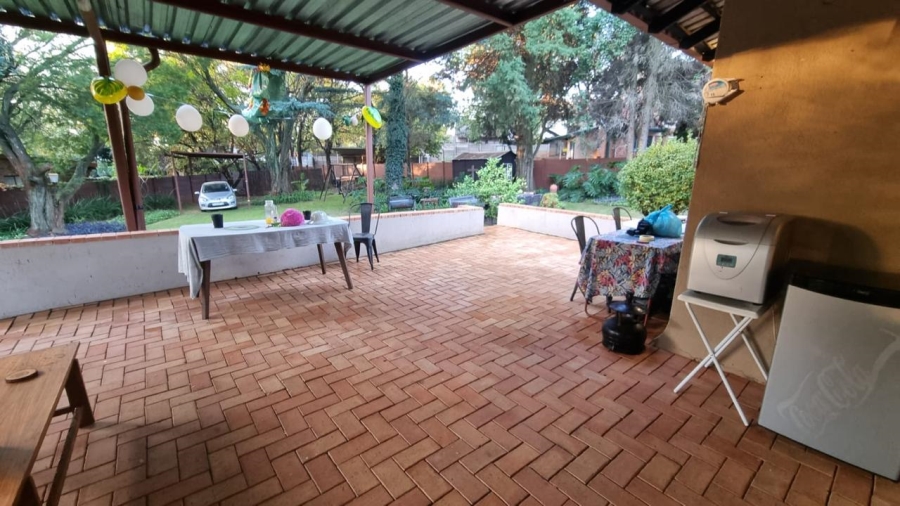 3 Bedroom Property for Sale in Eldoraigne Gauteng