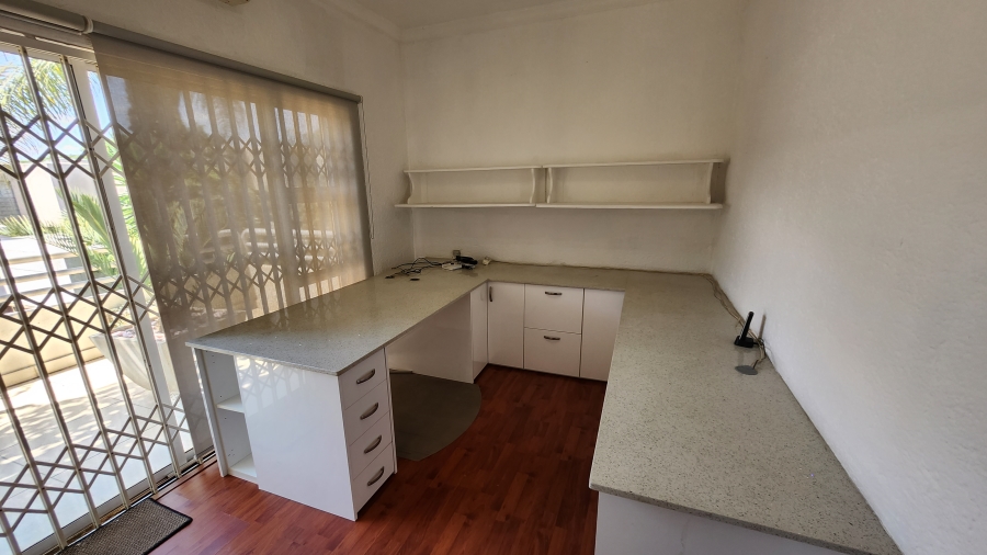 4 Bedroom Property for Sale in Eldoraigne Gauteng