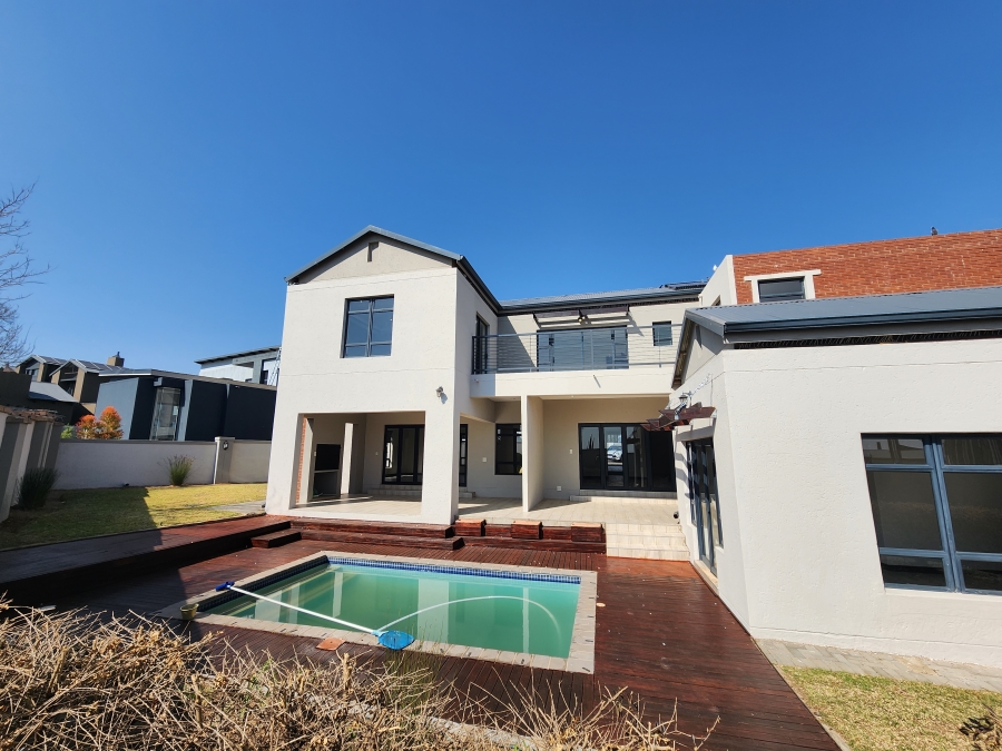 4 Bedroom Property for Sale in Copperleaf Estate Gauteng