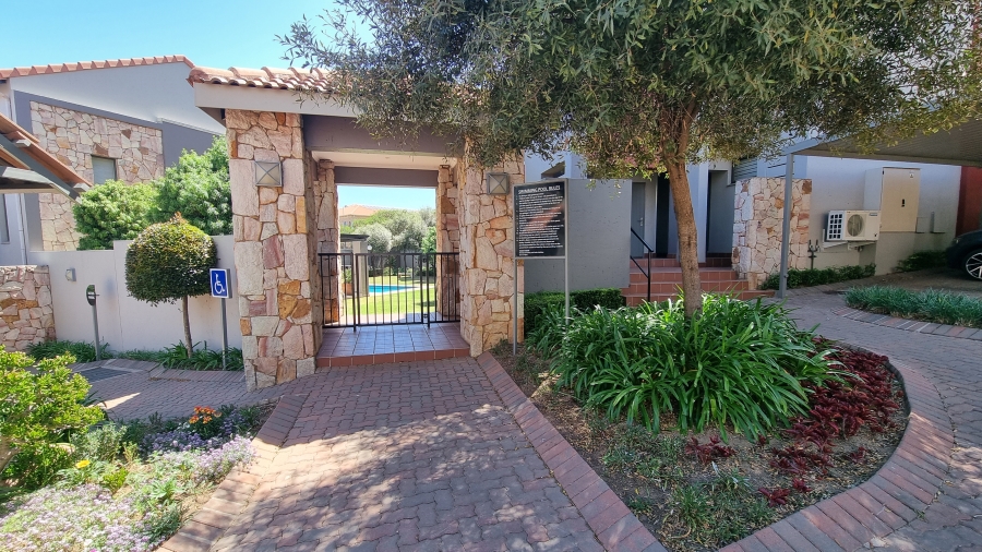 To Let 1 Bedroom Property for Rent in Sunninghill Gauteng