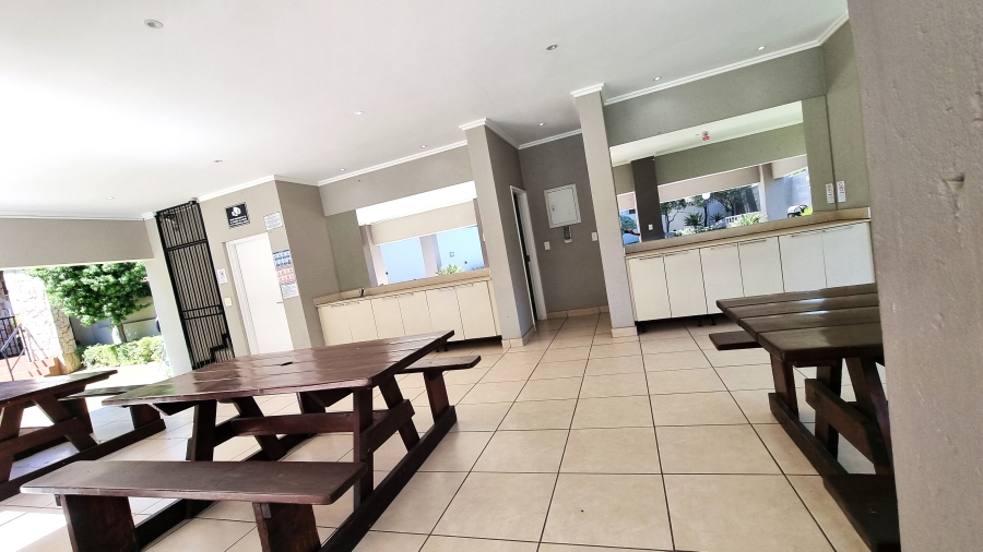 To Let 1 Bedroom Property for Rent in Sunninghill Gauteng