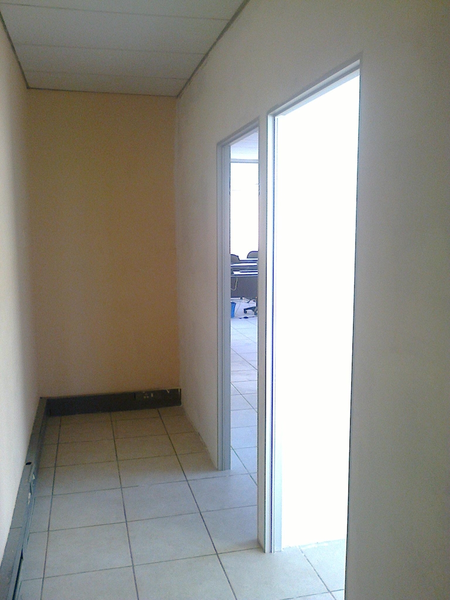 To Let commercial Property for Rent in Anderbolt Gauteng