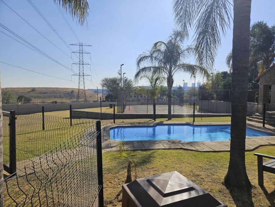 3 Bedroom Property for Sale in Isandovale Gauteng