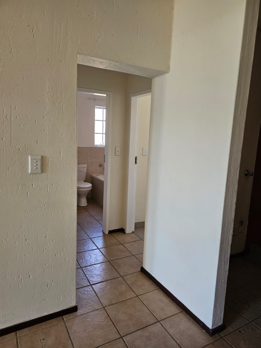 To Let 3 Bedroom Property for Rent in Comet Gauteng