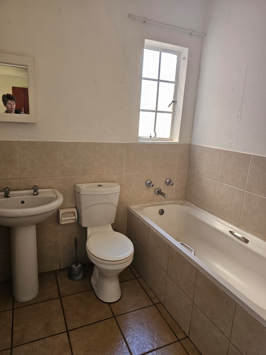 To Let 3 Bedroom Property for Rent in Comet Gauteng