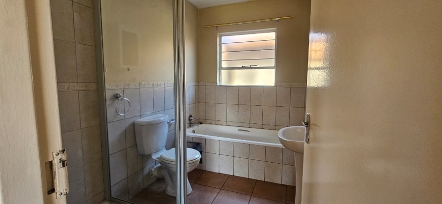 To Let 2 Bedroom Property for Rent in Van Dyk Park Gauteng