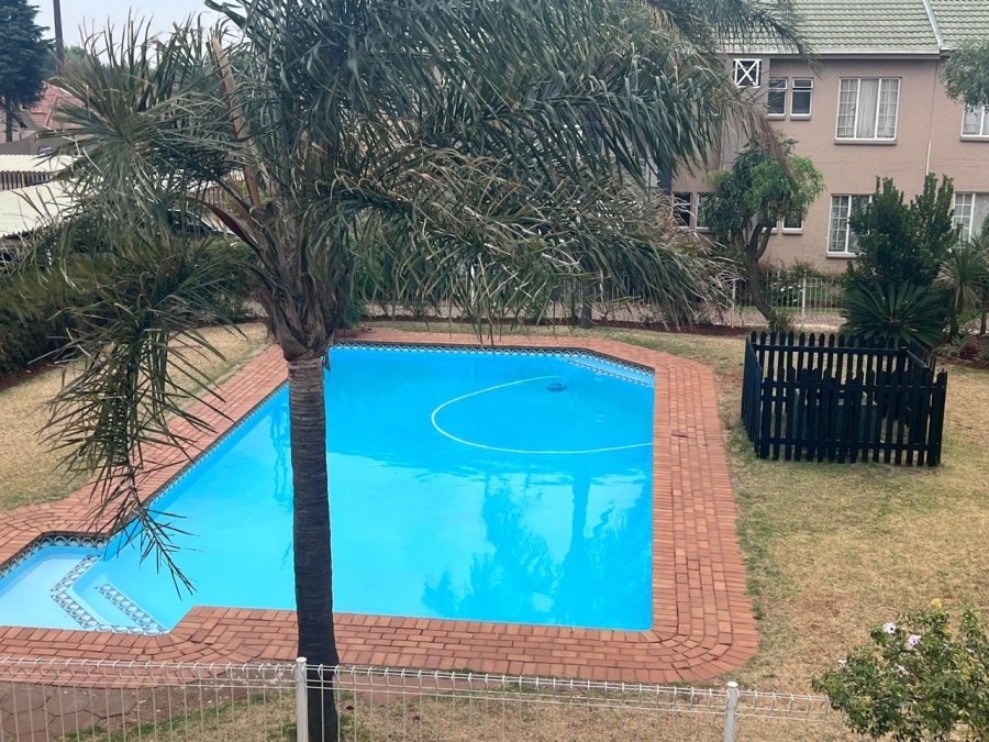 To Let 1 Bedroom Property for Rent in Norkem Park Gauteng