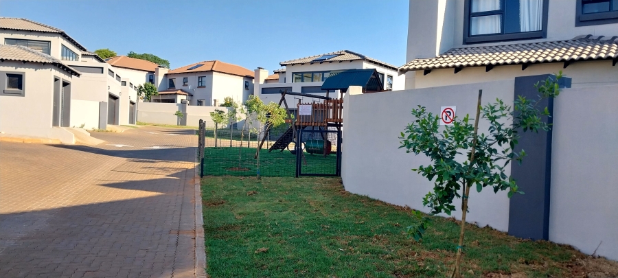 3 Bedroom Property for Sale in Olympus AH Gauteng