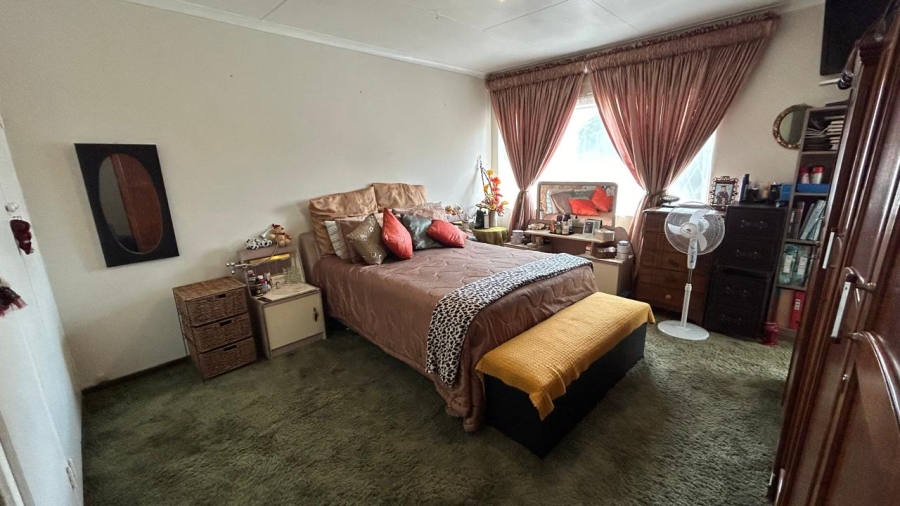 3 Bedroom Property for Sale in Beyers Park Gauteng