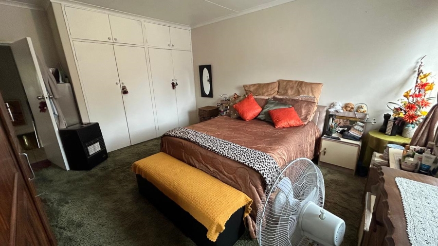 3 Bedroom Property for Sale in Beyers Park Gauteng