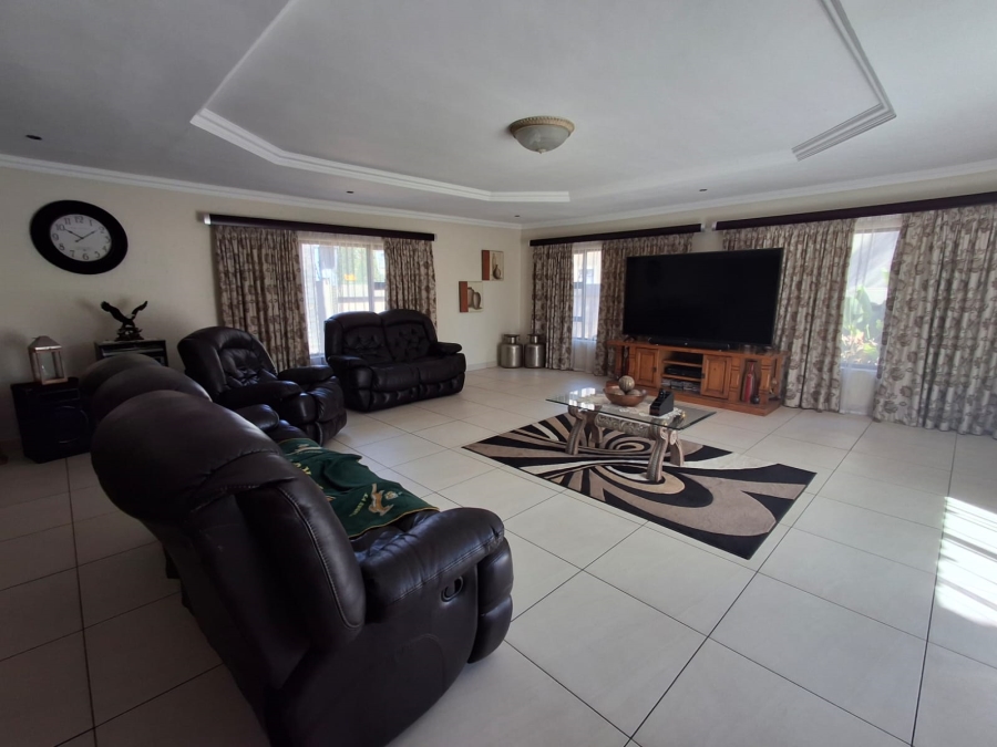 3 Bedroom Property for Sale in Sonneveld Gauteng