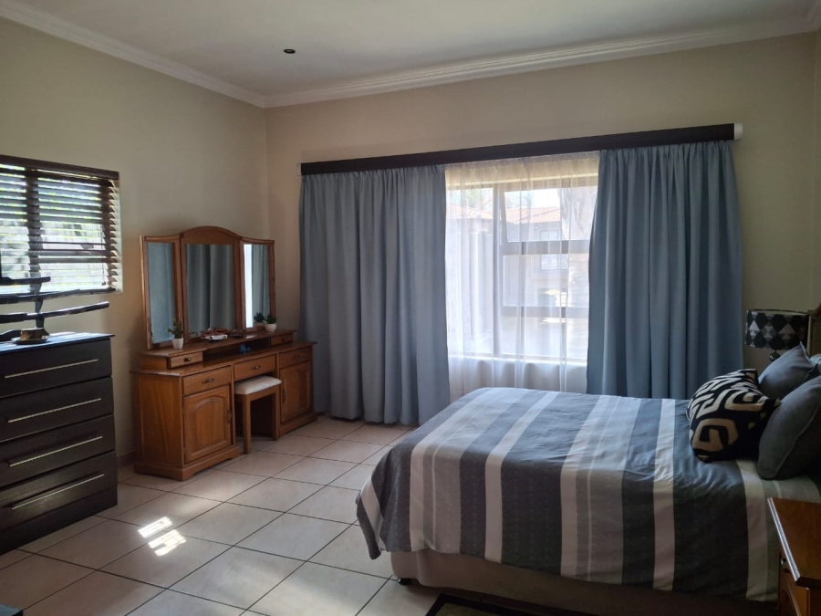 3 Bedroom Property for Sale in Sonneveld Gauteng