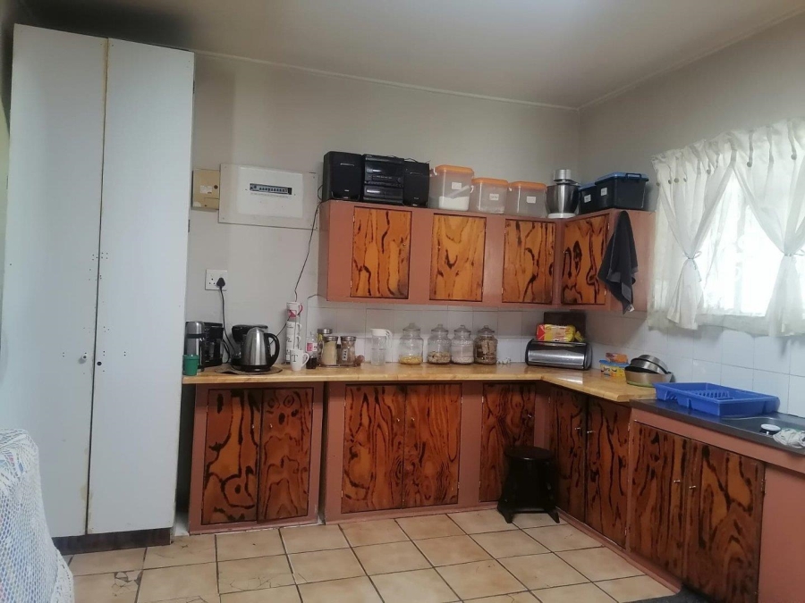 4 Bedroom Property for Sale in Dunnottar Gauteng