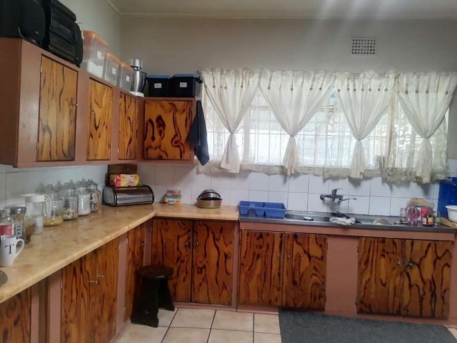 4 Bedroom Property for Sale in Dunnottar Gauteng