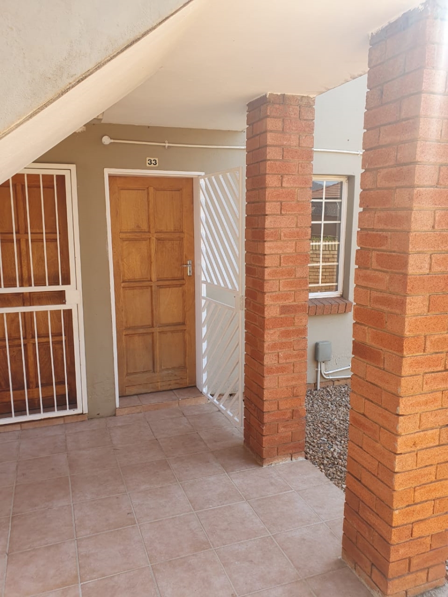 2 Bedroom Property for Sale in Montana Gauteng