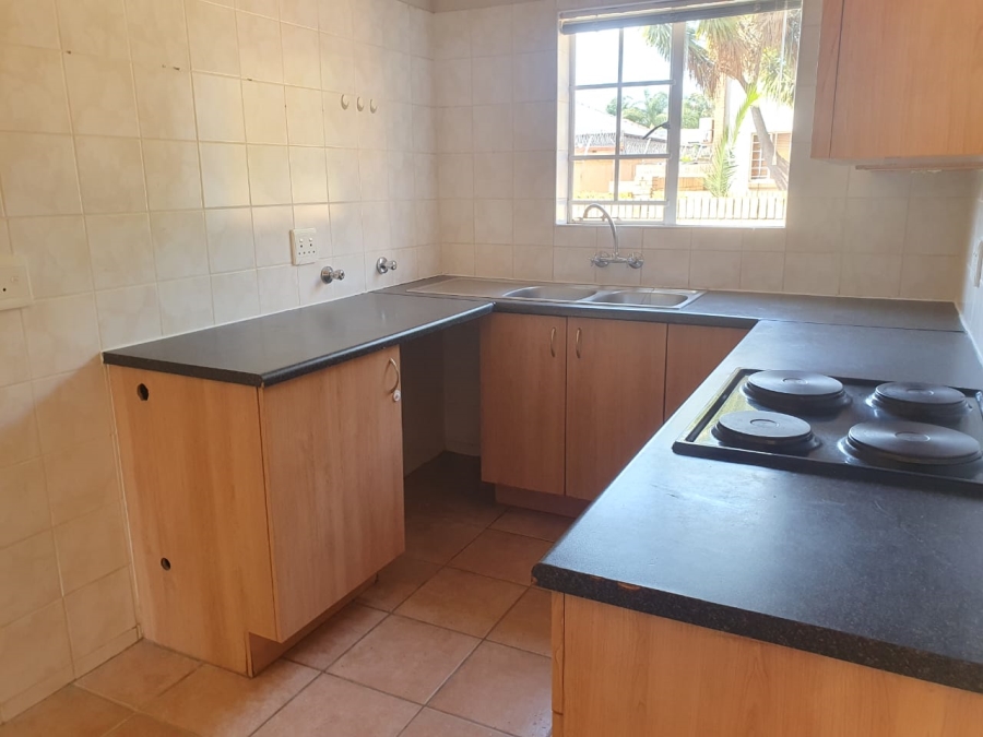 2 Bedroom Property for Sale in Montana Gauteng