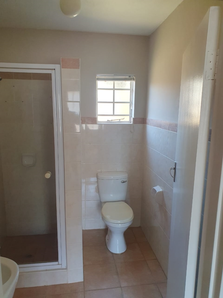 2 Bedroom Property for Sale in Montana Gauteng