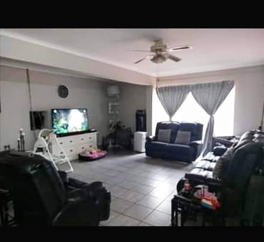 4 Bedroom Property for Sale in Vanderbijlpark SE 6 Gauteng