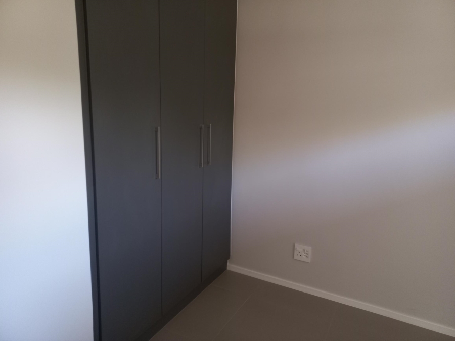 To Let 2 Bedroom Property for Rent in Bryanston Gauteng