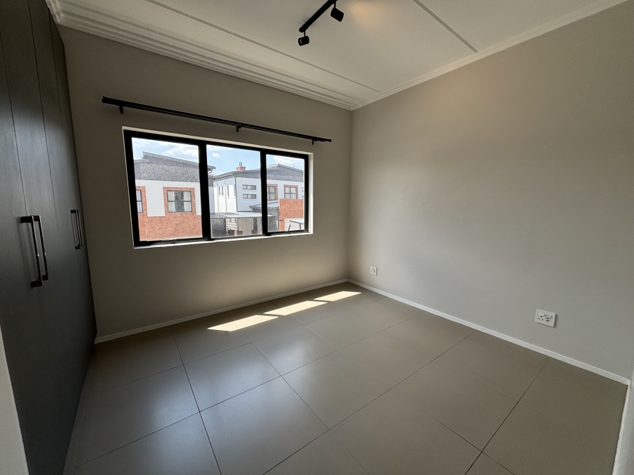 To Let 2 Bedroom Property for Rent in Bryanston Gauteng