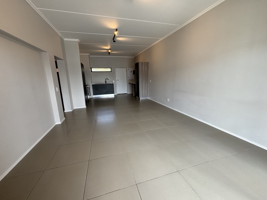 To Let 2 Bedroom Property for Rent in Bryanston Gauteng