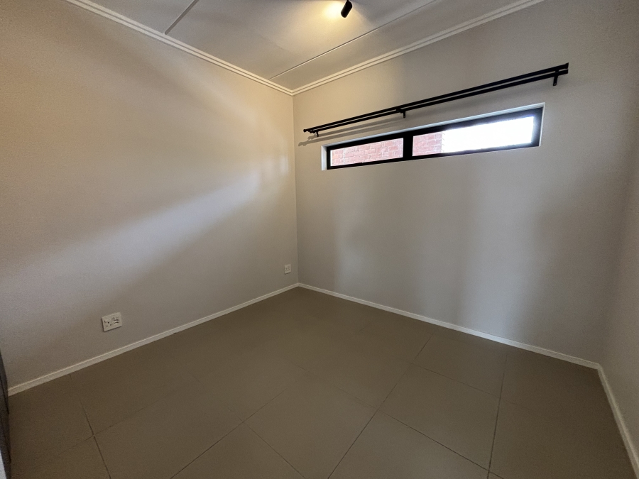 To Let 2 Bedroom Property for Rent in Bryanston Gauteng