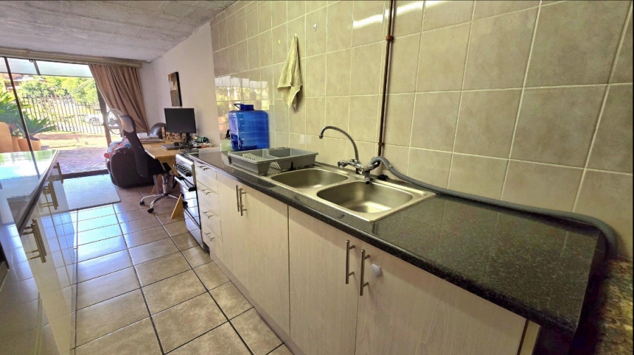 3 Bedroom Property for Sale in Kibler Park Gauteng