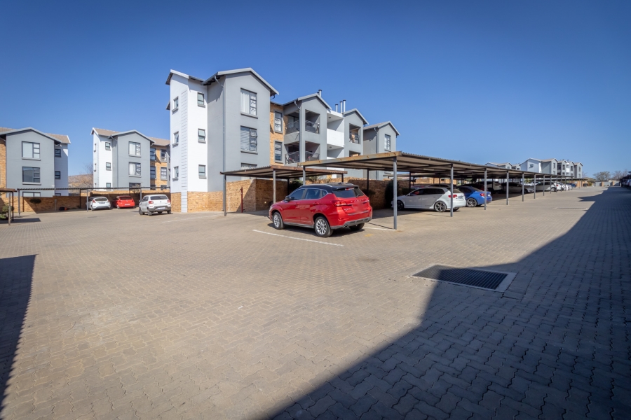 To Let 3 Bedroom Property for Rent in Homes Haven Gauteng