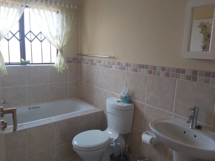 To Let 2 Bedroom Property for Rent in Arundo Estate Gauteng