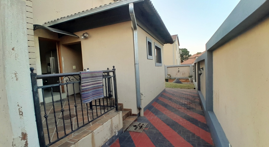 3 Bedroom Property for Sale in Magaliesberg Country Estate Gauteng