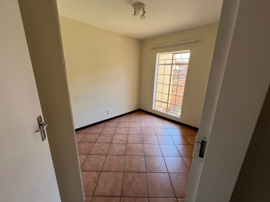 2 Bedroom Property for Sale in Olympus AH Gauteng