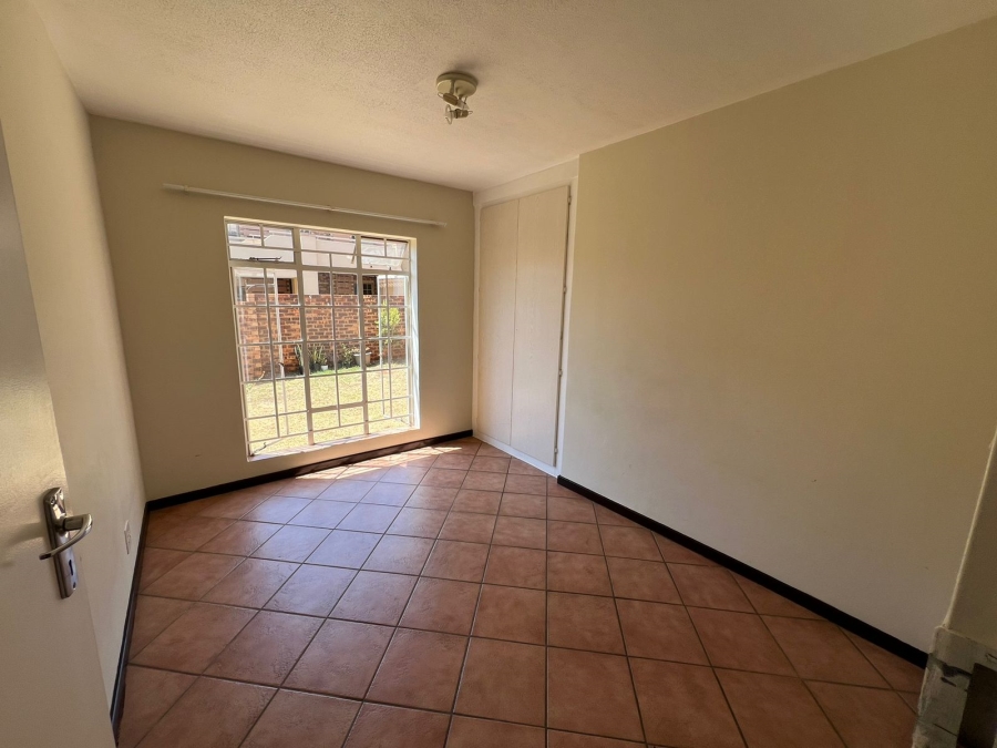 2 Bedroom Property for Sale in Olympus AH Gauteng