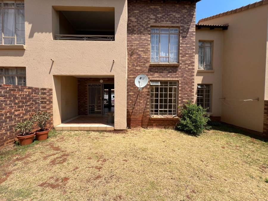 2 Bedroom Property for Sale in Olympus AH Gauteng