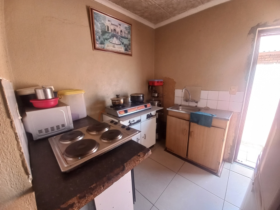 5 Bedroom Property for Sale in Danville Gauteng