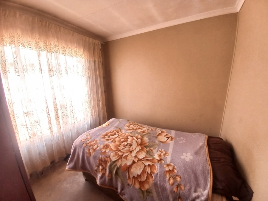 5 Bedroom Property for Sale in Danville Gauteng