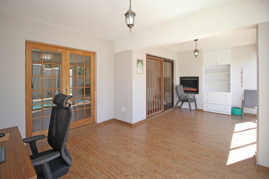 3 Bedroom Property for Sale in Sunninghill Gauteng