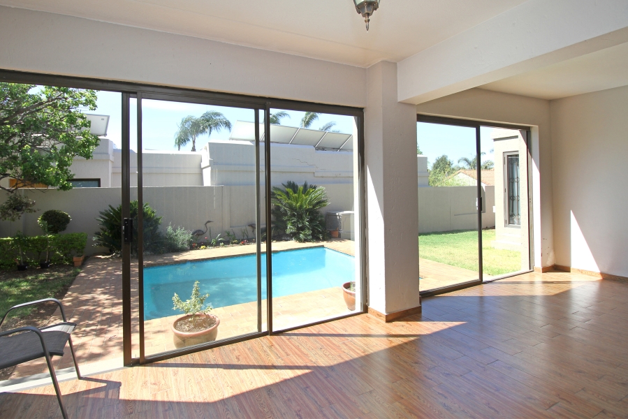 3 Bedroom Property for Sale in Sunninghill Gauteng