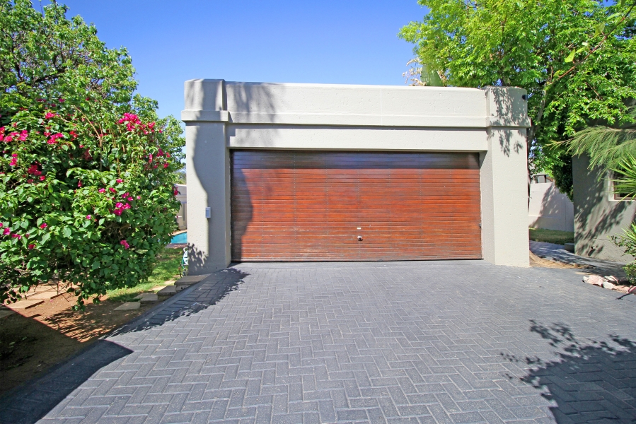 3 Bedroom Property for Sale in Sunninghill Gauteng