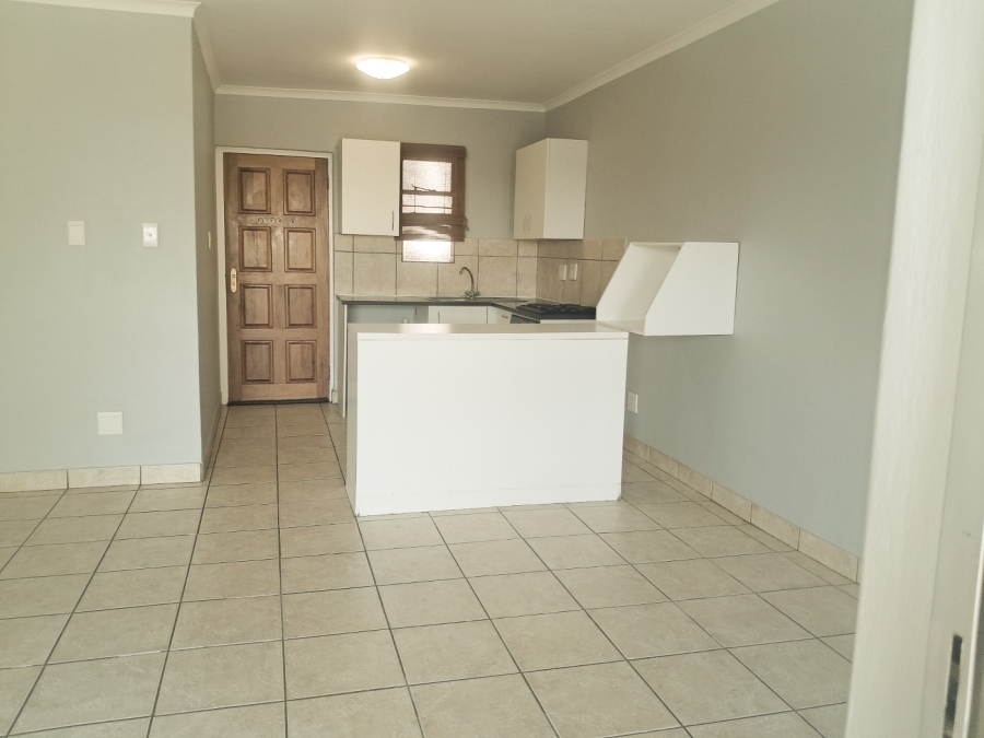 To Let 2 Bedroom Property for Rent in Northcliff Gauteng