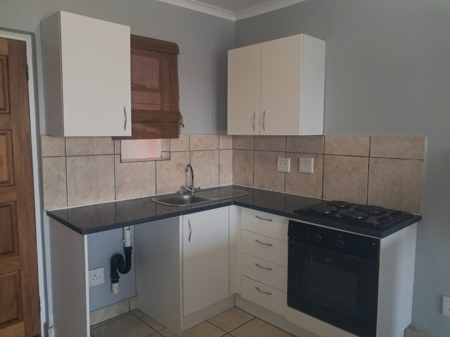 To Let 2 Bedroom Property for Rent in Northcliff Gauteng