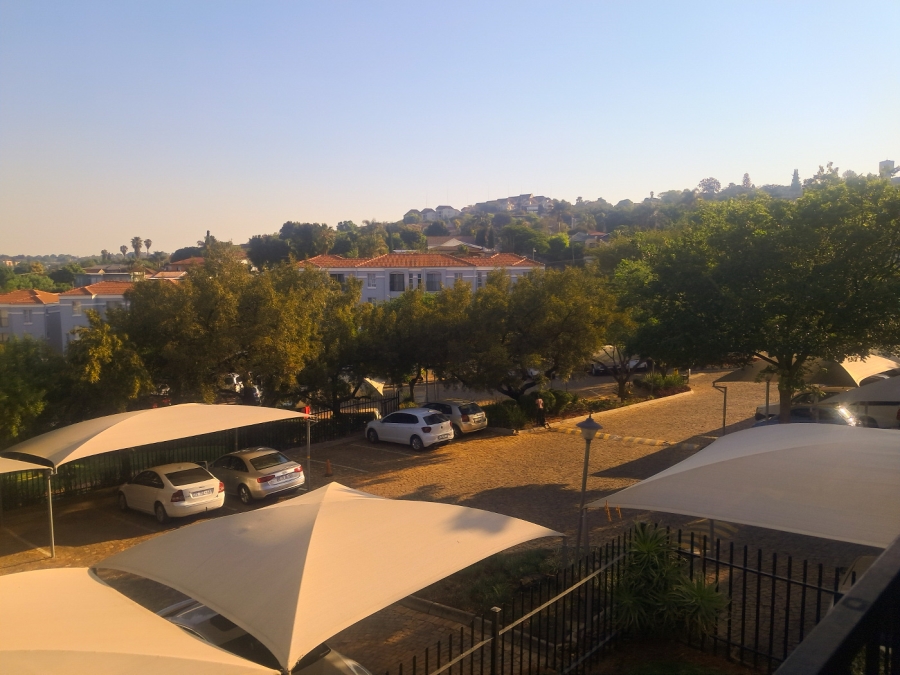 To Let 2 Bedroom Property for Rent in Northcliff Gauteng