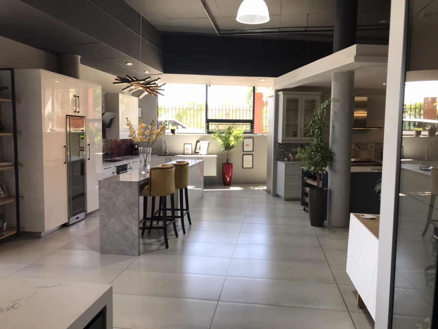 To Let commercial Property for Rent in Lonehill Gauteng