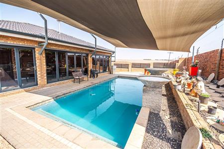 3 Bedroom Property for Sale in Aquavista Mountain Estate Gauteng