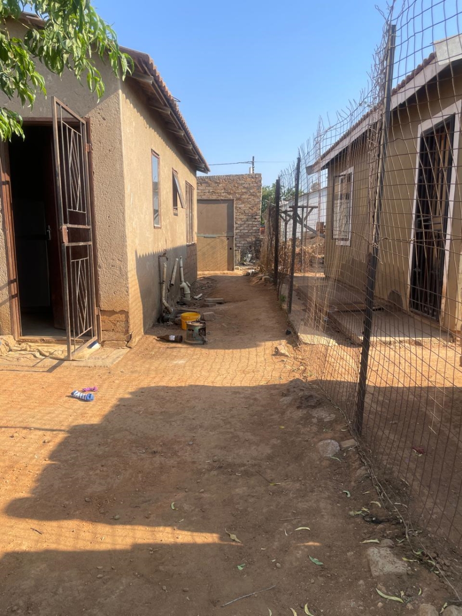 2 Bedroom Property for Sale in Soshanguve South Gauteng