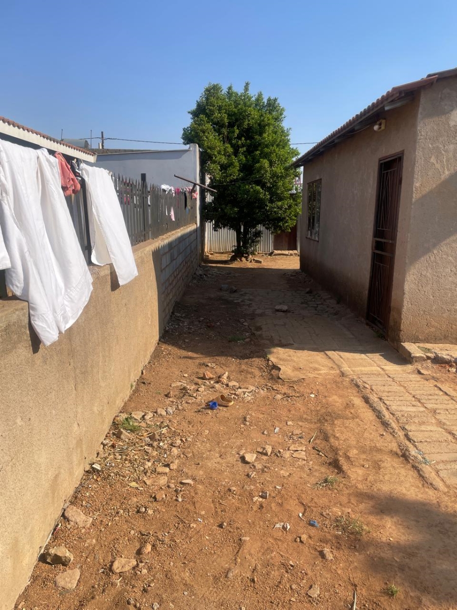 2 Bedroom Property for Sale in Soshanguve South Gauteng