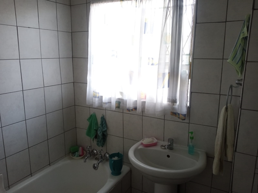 2 Bedroom Property for Sale in Parkdene Gauteng