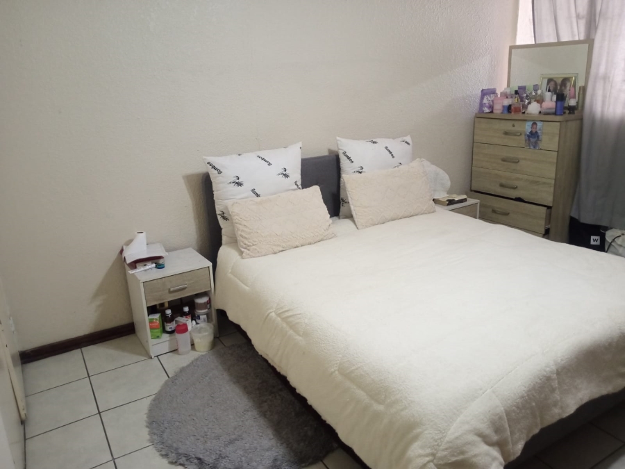 1 Bedroom Property for Sale in Parkdene Gauteng