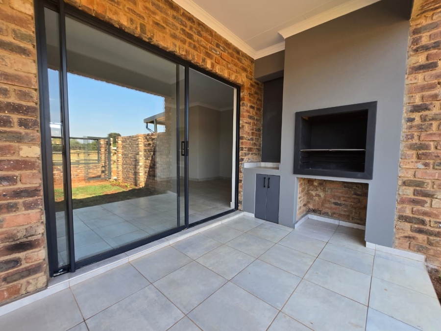 To Let 3 Bedroom Property for Rent in Benoni Orchards Ah Gauteng