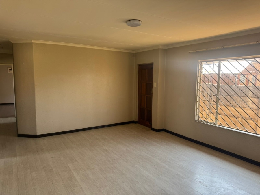 2 Bedroom Property for Sale in Minnebron Gauteng