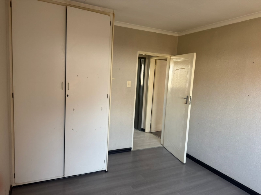 2 Bedroom Property for Sale in Minnebron Gauteng